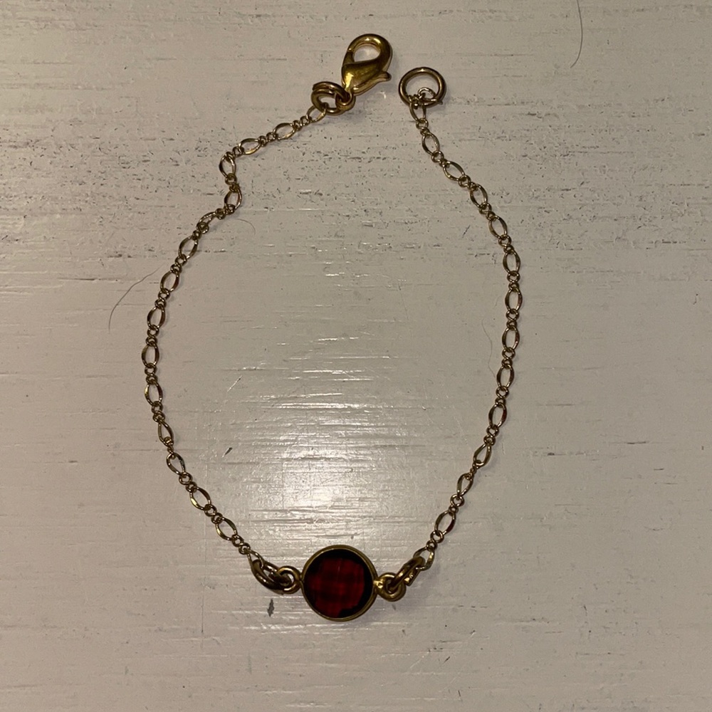Bracelet with red jewel